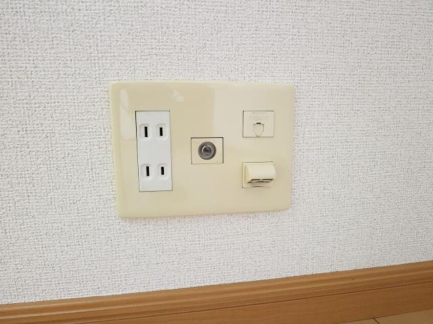  静岡鉄道静岡清水線/県立美術館前駅 徒歩14分 2階 築17年