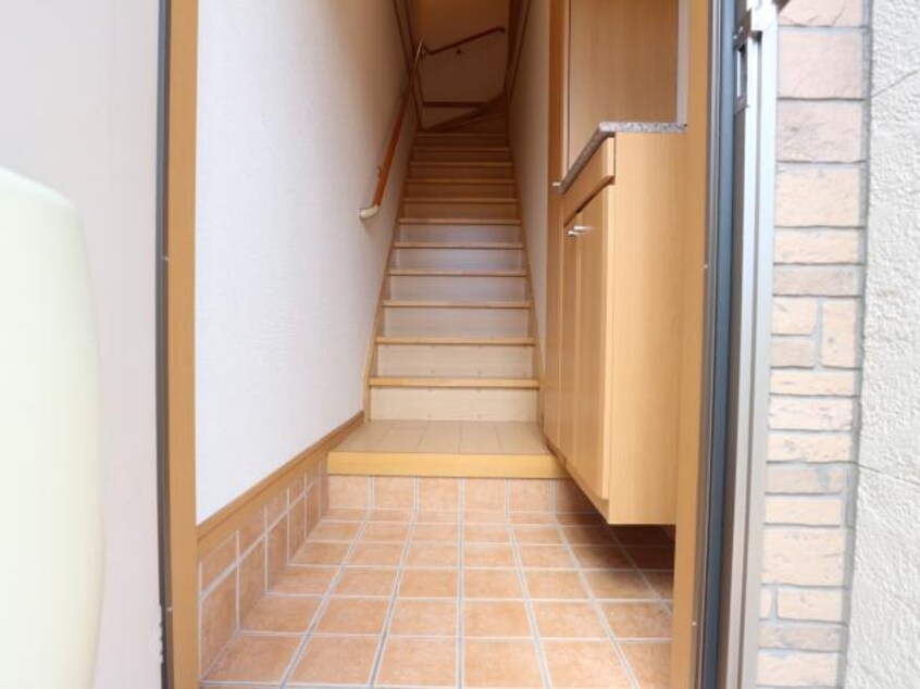  静岡鉄道静岡清水線/県立美術館前駅 徒歩14分 2階 築17年