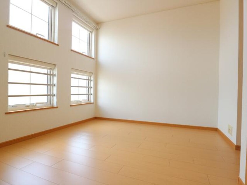  静岡鉄道静岡清水線/県立美術館前駅 徒歩14分 2階 築17年