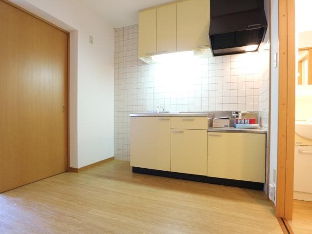  東海道本線/草薙駅 徒歩15分 2階 築20年