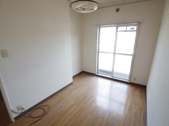  静岡鉄道静岡清水線/新静岡駅 バス22分東部団地下車:停歩9分 3階 築34年