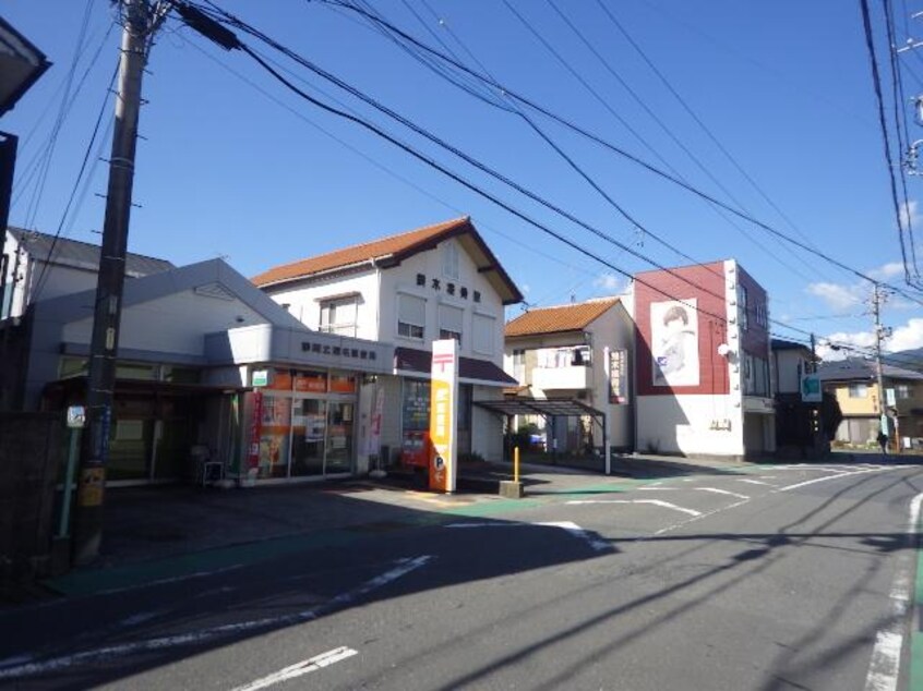 静岡北瀬名郵便局(郵便局)まで544m 静岡鉄道静岡清水線/新静岡駅 バス22分東部団地下車:停歩9分 3階 築32年