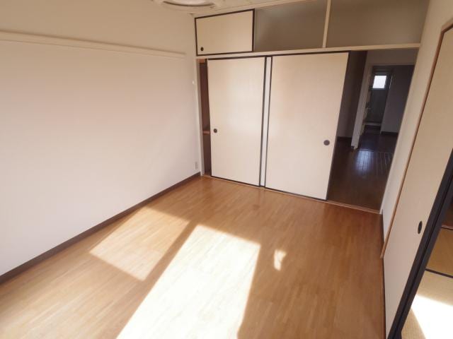  静岡鉄道静岡清水線/新静岡駅 バス22分東部団地下車:停歩9分 3階 築34年