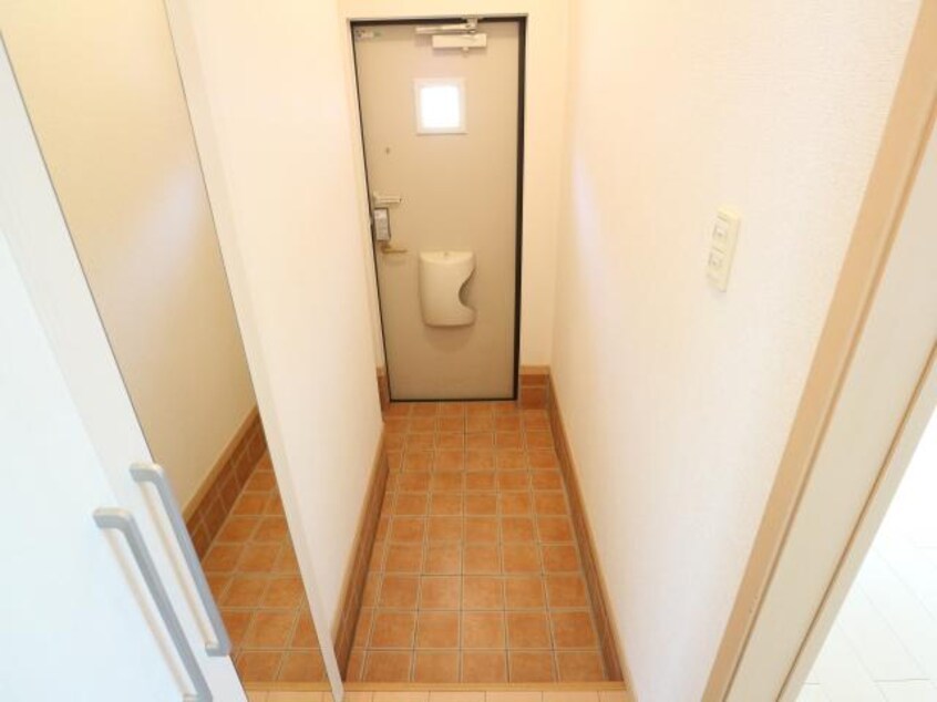  静岡鉄道静岡清水線/狐ケ崎駅 徒歩14分 1階 築15年