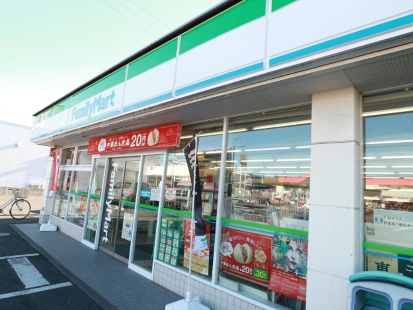 ファミリーマート静岡中吉田店(コンビニ)まで865m 静岡鉄道静岡清水線/県総合運動場駅 徒歩5分 2階 築28年