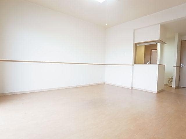  東海道本線/草薙駅 徒歩23分 2階 築15年