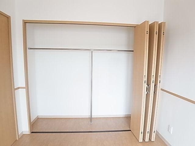  東海道本線/草薙駅 徒歩23分 2階 築15年