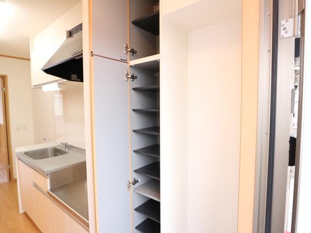  静岡鉄道静岡清水線/県総合運動場駅 徒歩12分 2階 築15年