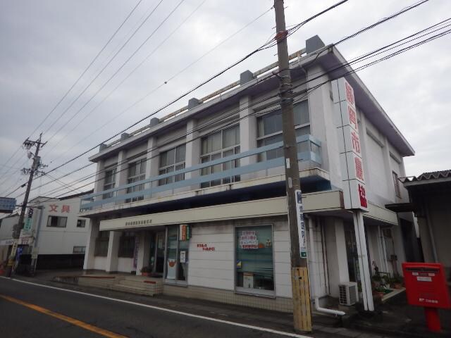 ＪＡ静岡市東豊田支店(銀行)まで403m 東海道本線/東静岡駅 徒歩27分 1階 築33年