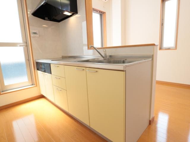  東海道本線/草薙駅 徒歩6分 1-2階 築15年