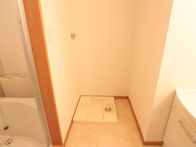  東海道本線/草薙駅 徒歩6分 1-2階 築15年