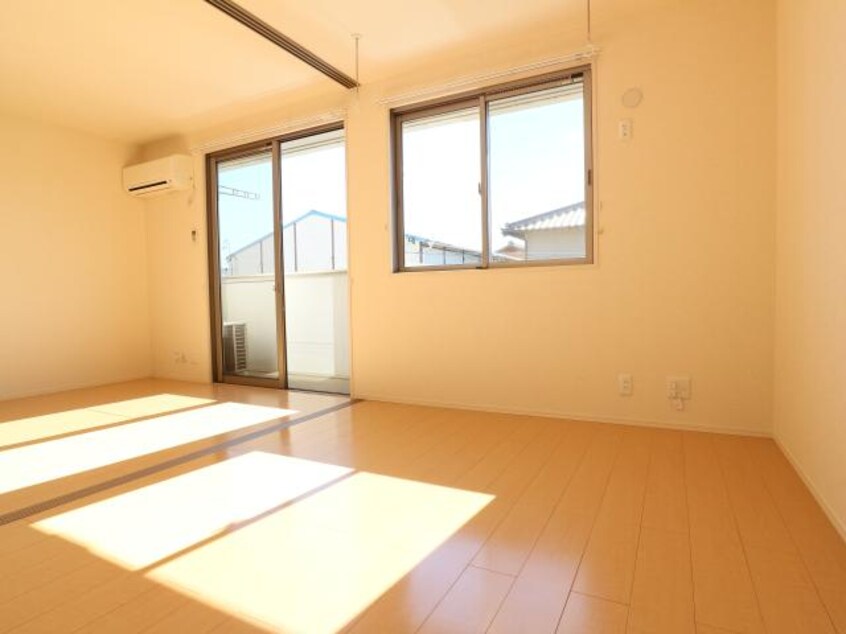  東海道本線/草薙駅 徒歩13分 2階 築15年