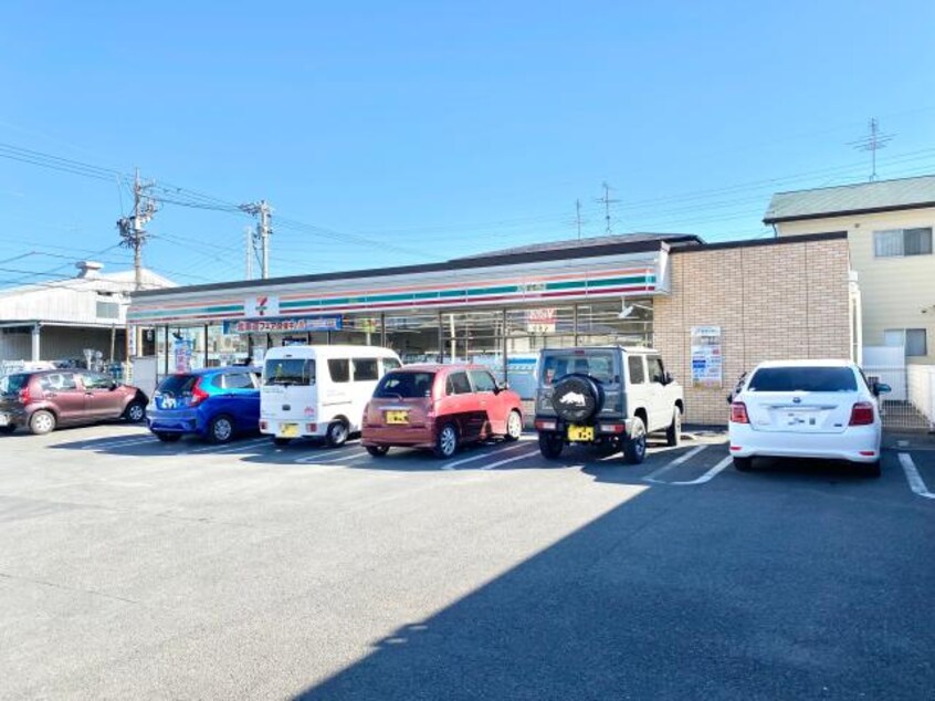 セブンイレブン清水長崎北店(コンビニ)まで557m 東海道本線/草薙駅 徒歩13分 2階 築15年