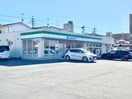 ファミリーマート清水楠新田店(コンビニ)まで382m 東海道本線/草薙駅 徒歩13分 2階 築15年
