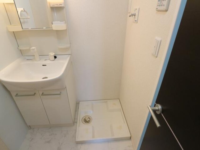  東海道本線/草薙駅 徒歩13分 2階 築15年