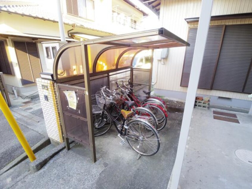  静岡鉄道静岡清水線/県立美術館前駅 徒歩2分 2階 築38年