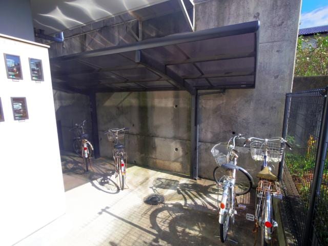  静岡鉄道静岡清水線/県立美術館前駅 徒歩3分 2階 築19年