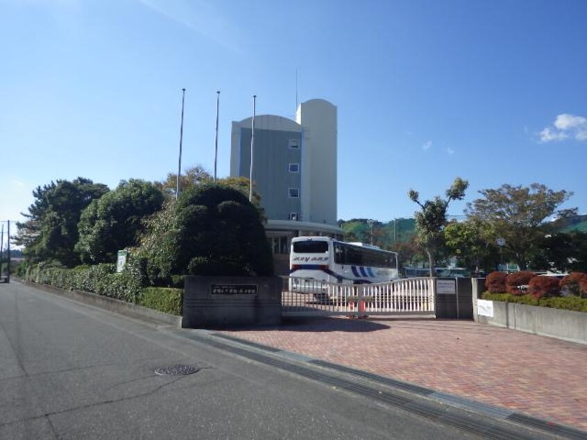 私立静岡北高校(高等学校/高等専門学校)まで1039m 東海道本線/草薙駅 バス20分瀬名新田下車:停歩3分 2階 築26年