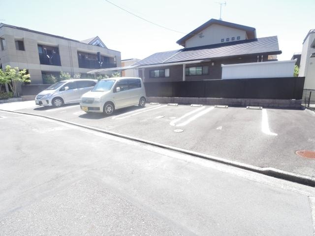  東海道本線/東静岡駅 徒歩16分 1階 築14年