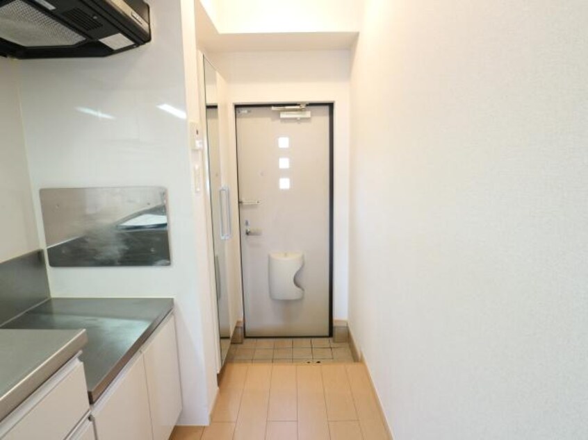  東海道本線/草薙駅 バス12分瀬名リンク西奈前下車:停歩5分 1階 築15年