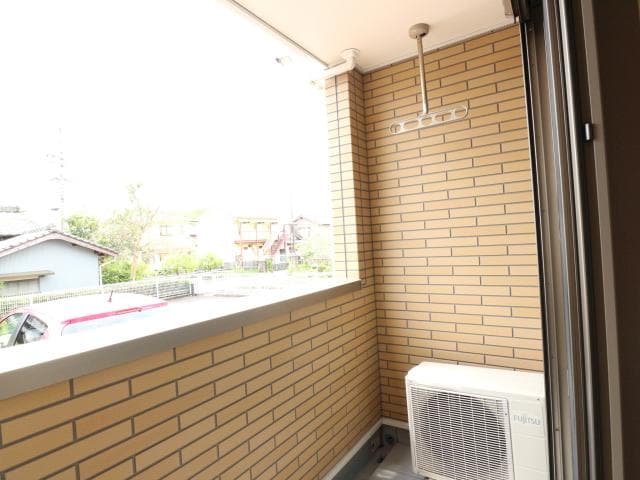  東海道本線/草薙駅 バス12分瀬名リンク西奈前下車:停歩5分 1階 築15年