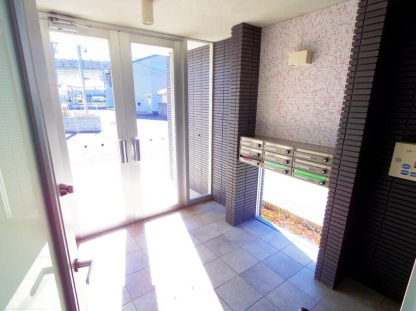  東海道本線/草薙駅 バス12分東瀬名町下車:停歩6分 1階 築14年