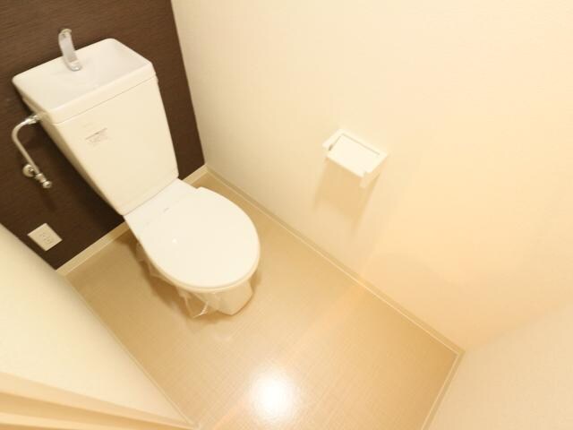  東海道本線/草薙駅 バス12分東瀬名町下車:停歩6分 1階 築14年