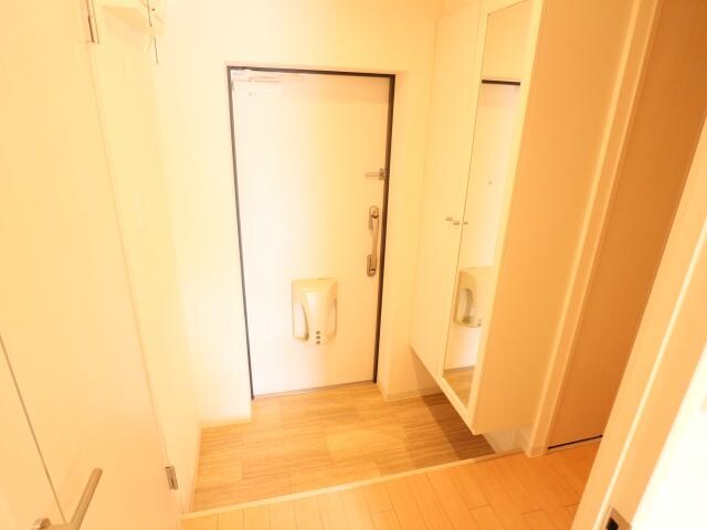  東海道本線/草薙駅 バス12分東瀬名町下車:停歩6分 1階 築14年