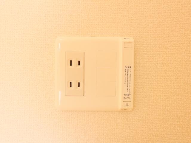  東海道本線/草薙駅 バス12分東瀬名町下車:停歩6分 1階 築14年