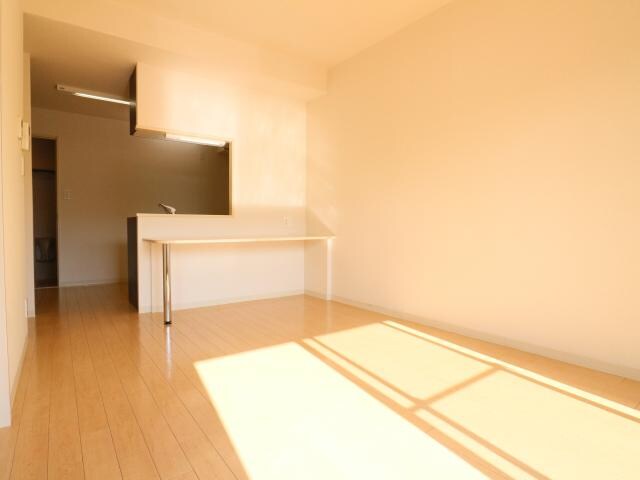  東海道本線/草薙駅 バス12分東瀬名町下車:停歩6分 1階 築14年