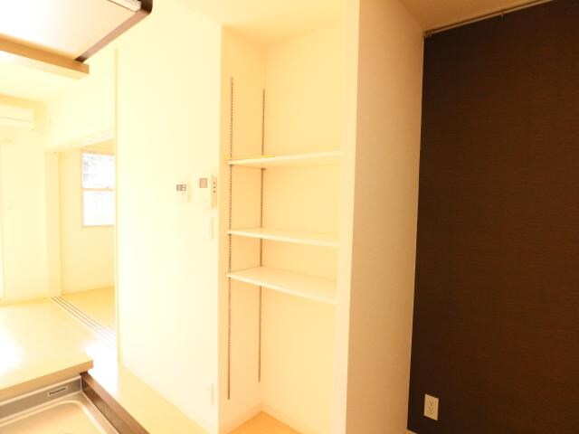  東海道本線/草薙駅 バス12分東瀬名町下車:停歩6分 1階 築14年