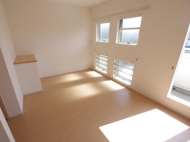  東海道本線/草薙駅 徒歩14分 2階 築14年