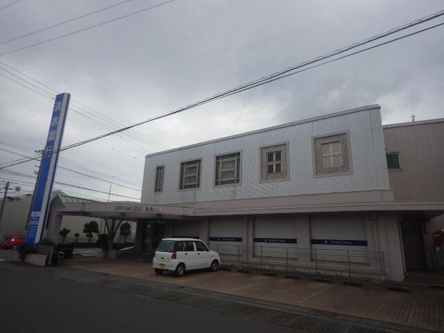 清水銀行長崎支店(銀行)まで879m 東海道本線/草薙駅 徒歩14分 2階 築14年