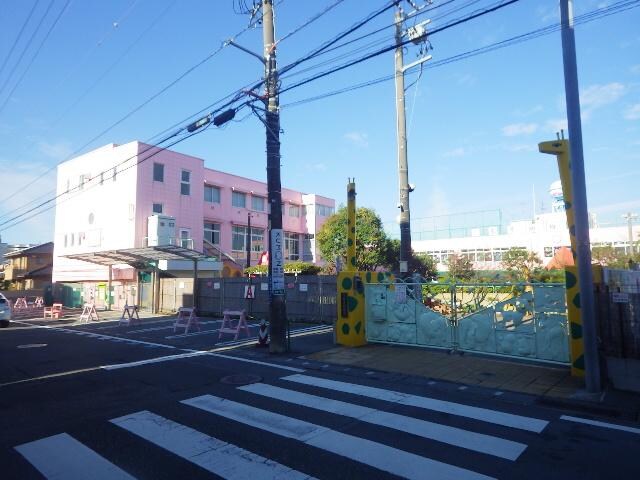 有度幼稚園(幼稚園/保育園)まで876m 東海道本線/草薙駅 徒歩11分 1階 築37年