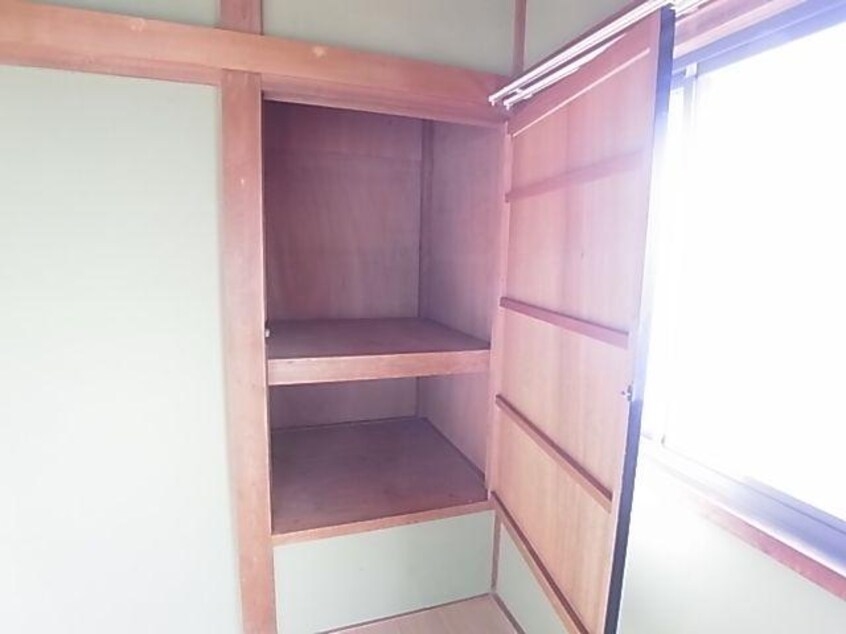  東海道本線/静岡駅 バス24分鳥坂営業所下車:停歩6分 1-2階 築48年