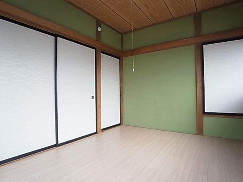  東海道本線/静岡駅 バス24分鳥坂営業所下車:停歩6分 1-2階 築48年