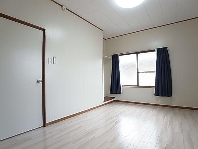  東海道本線/静岡駅 バス24分鳥坂営業所下車:停歩6分 1-2階 築48年