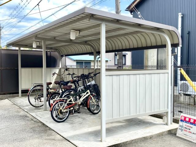  東海道本線/静岡駅 バス28分東高前下車:停歩8分 2階 築13年