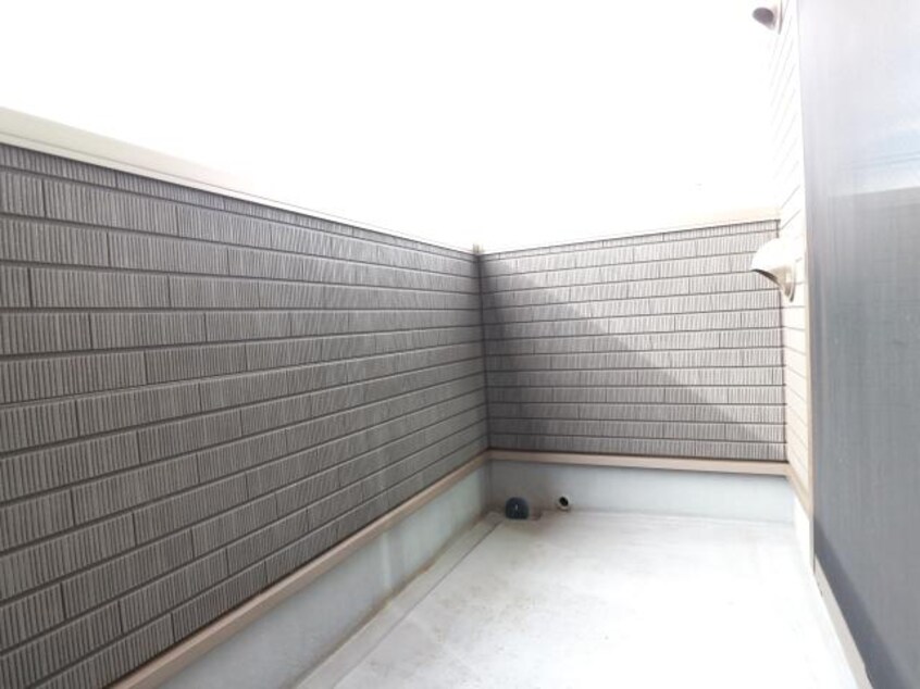  東海道本線/静岡駅 バス28分東高前下車:停歩8分 2階 築13年