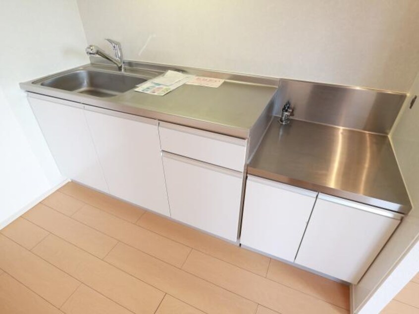  東海道本線/静岡駅 バス28分東高前下車:停歩8分 2階 築13年