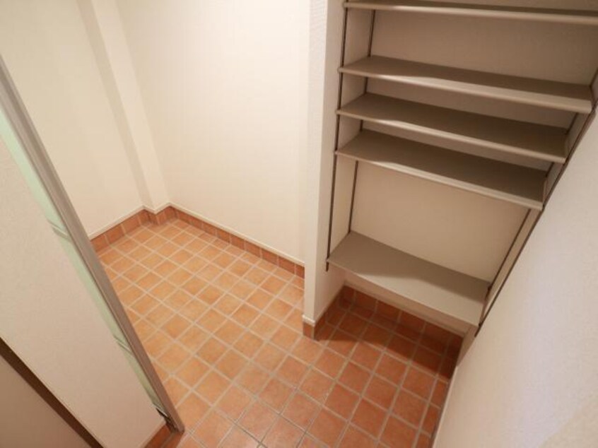  東海道本線/静岡駅 バス28分東高前下車:停歩8分 2階 築13年