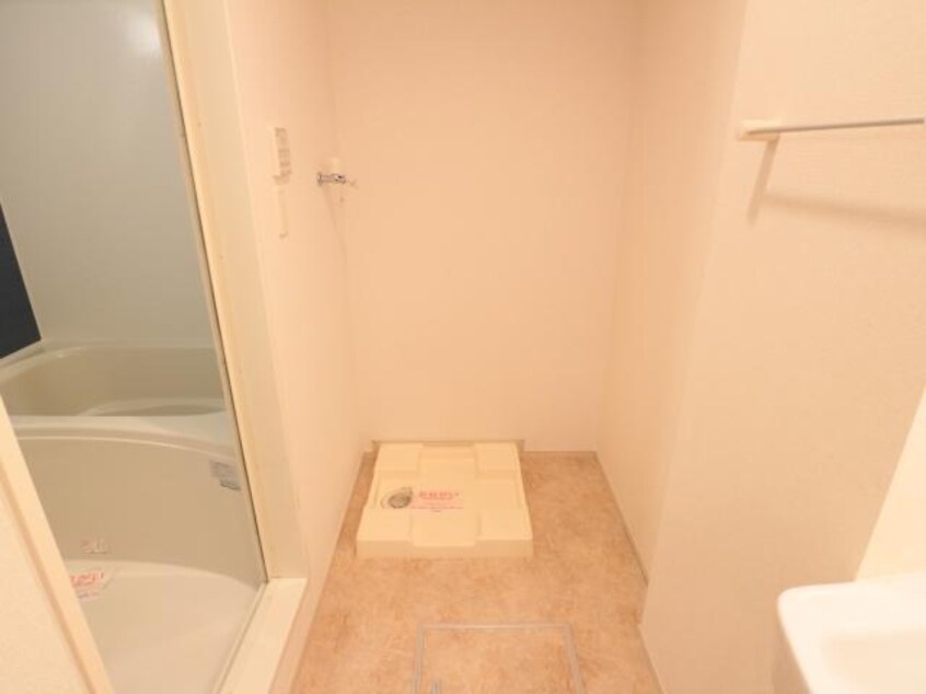  東海道本線/静岡駅 バス28分東高前下車:停歩8分 1-2階 築13年