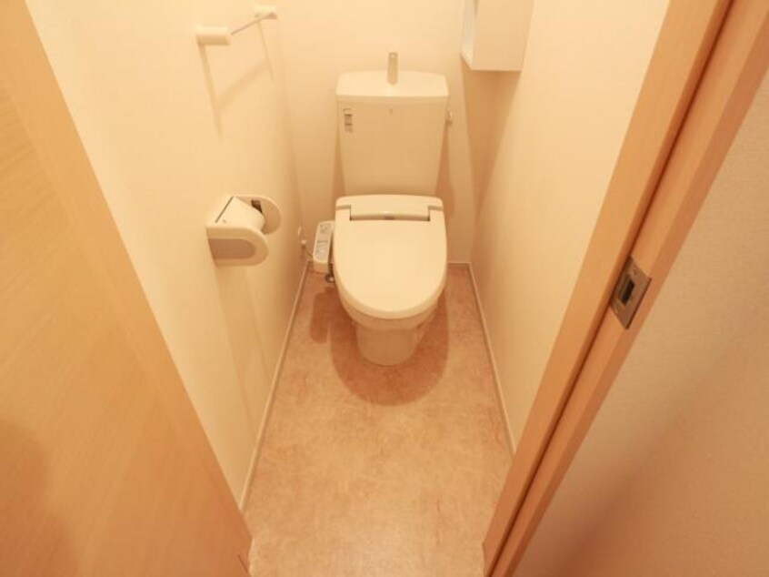  東海道本線/草薙駅 バス18分瀬名新田下下車:停歩4分 2階 築13年