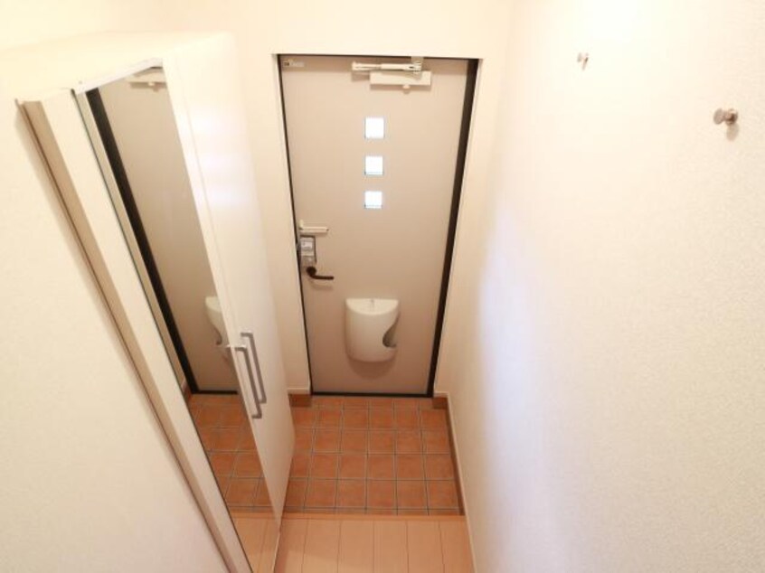  東海道本線/草薙駅 バス18分瀬名新田下下車:停歩4分 2階 築12年