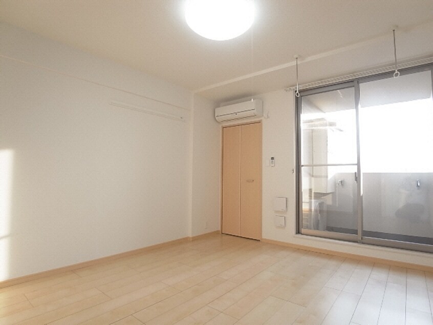  東海道本線/静岡駅 バス25分南瀬名町下車:停歩5分 4階 築12年