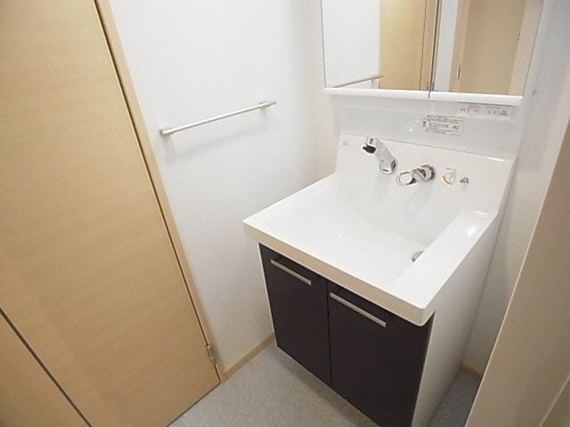  東海道本線/草薙駅 徒歩22分 3階 築11年