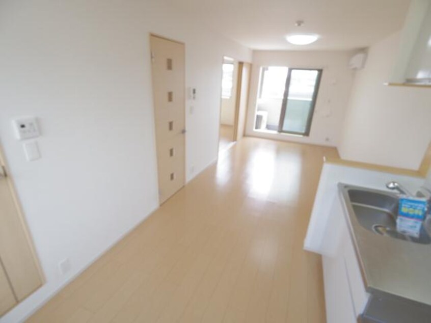  東海道本線/草薙駅 バス12分瀬名リンク西奈前下車:停歩5分 1-3階 築11年