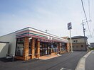 セブンイレブン静岡南沼上店(コンビニ)まで855m 東海道本線/静岡駅 バス26分常葉短大下車:停歩5分 1階 築10年