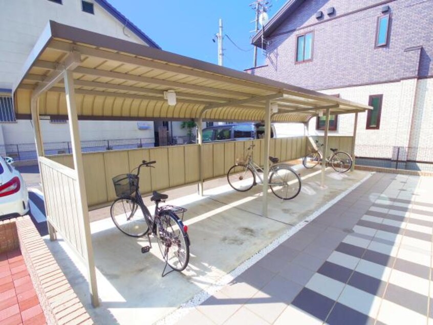  東海道本線/草薙駅 徒歩18分 2階 築10年