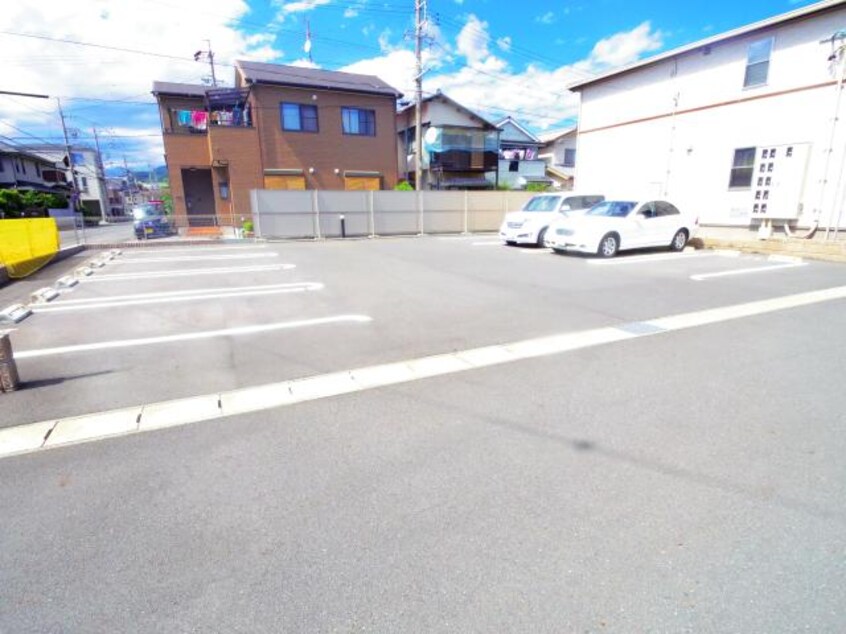  東海道本線/静岡駅 バス26分汐出町停下車:停歩5分 2階 築9年